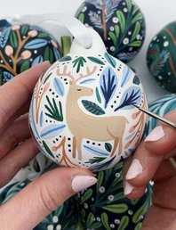 Мастер-класс по росписи Новогоднего керамического шарика